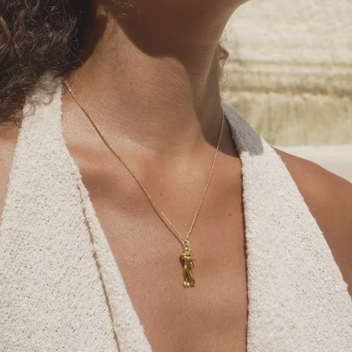 Hug Necklace
